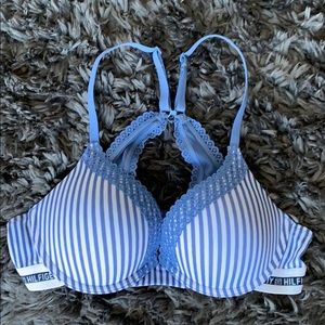 NEW! Tommy Hilfiger convertible lace trim bra